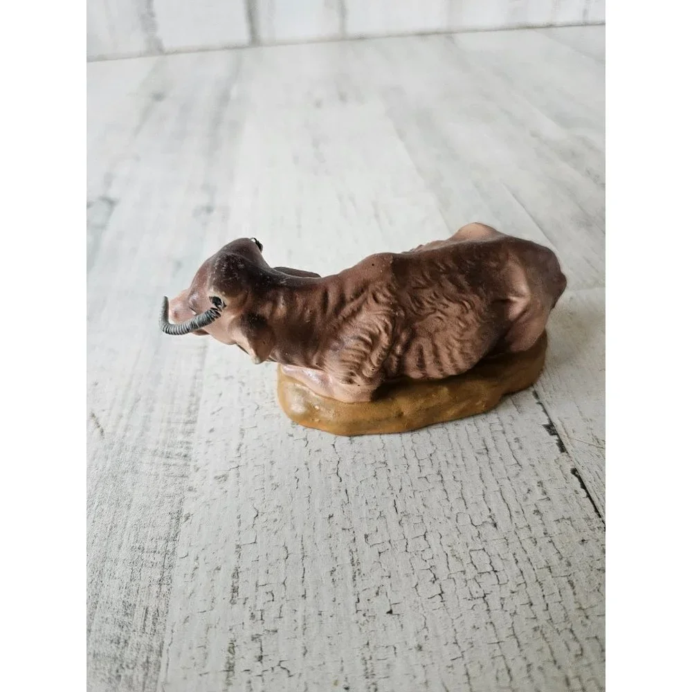Vintage‎ Japan cow nativity Xmas statue figurine decor